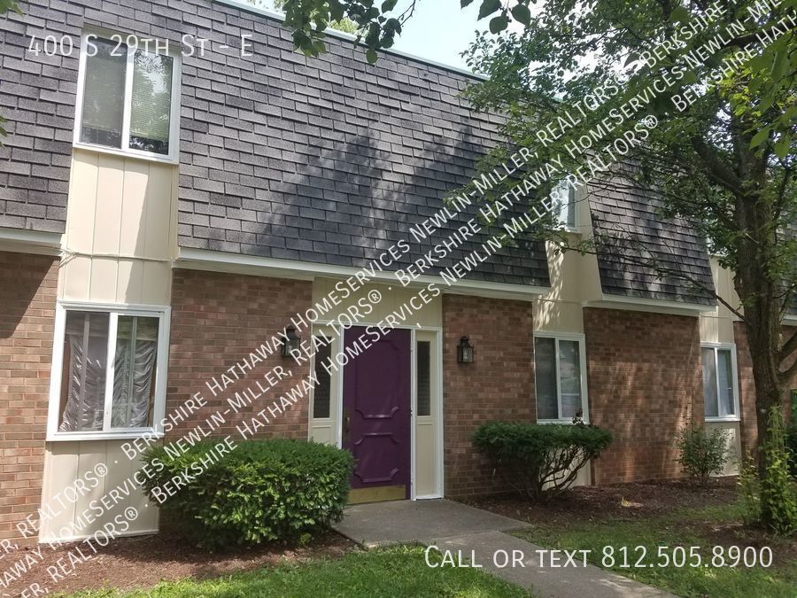 Primary Photo - 2 Bedroom 1st Floor Apartment by Baesler's...
