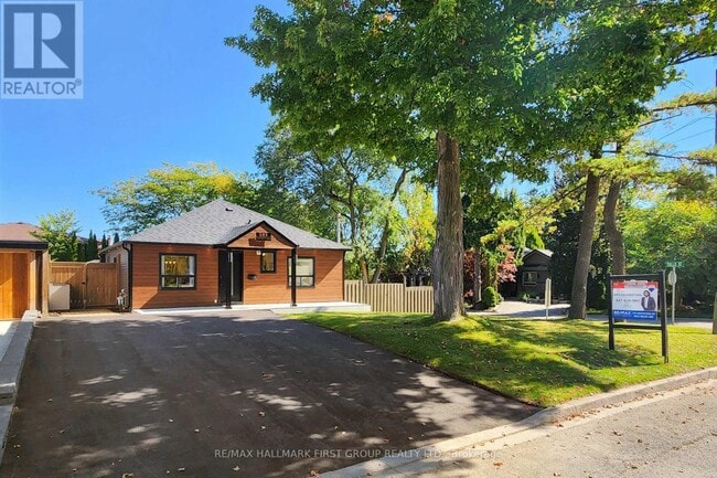 Photo du bâtiment - 589 Marksbury Rd