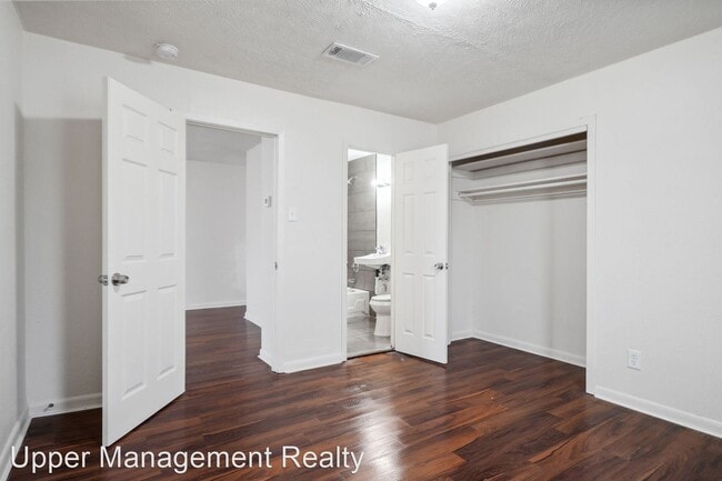 Building Photo - 1 br, 1 bath Apartment - 1944 Philip Stree...