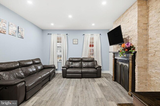 Foto del edificio - 616 Greenway Ave