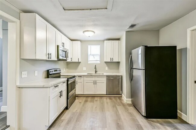 Foto del edificio - 4318 1st St