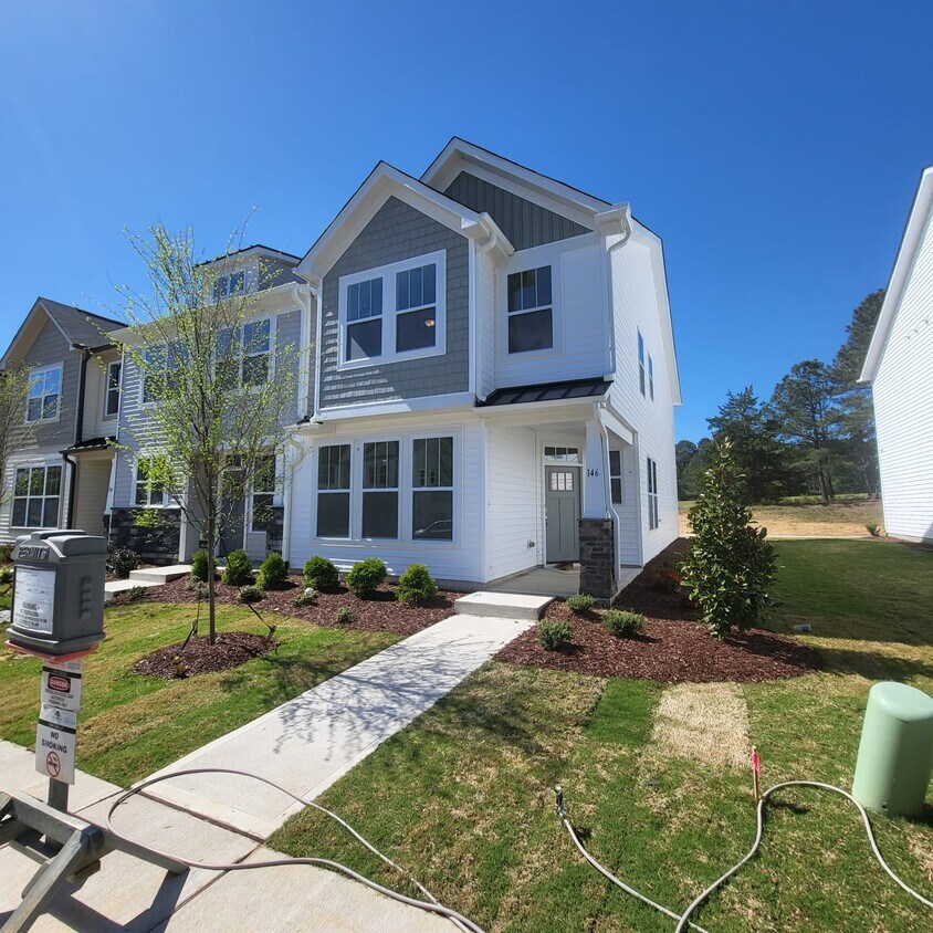 146 Channel Drop Dr, Clayton, NC 27520 Townhome Rentals in Clayton NC