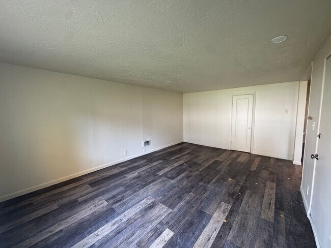 Foto del edificio - Luradel Duplex