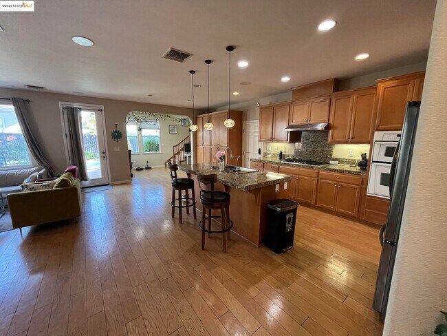 Building Photo - 6238 Crystal Springs Cir