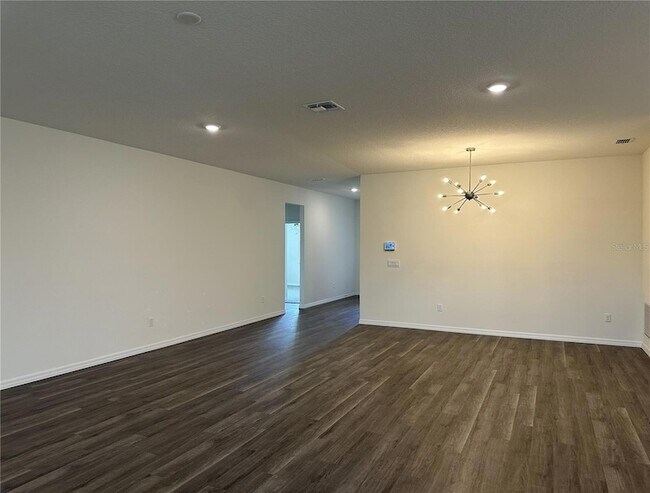 Building Photo - 3272 Arch Ave