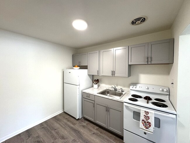 Interior Photo - Garrett House