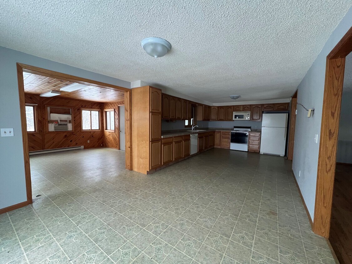 Primary Photo - 14889 65th Ave NW