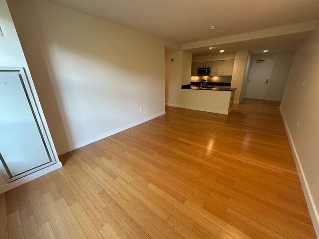 Foto del edificio - 599 Albany St