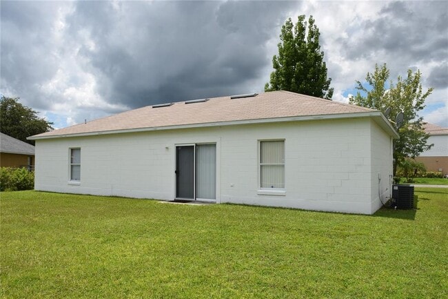 Foto del edificio - 322 Baccarat Ct