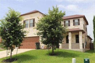 Building Photo - 1112 Strickling Dr