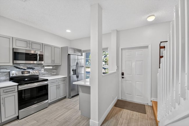 Building Photo - 5015 Palmbrooke Cir