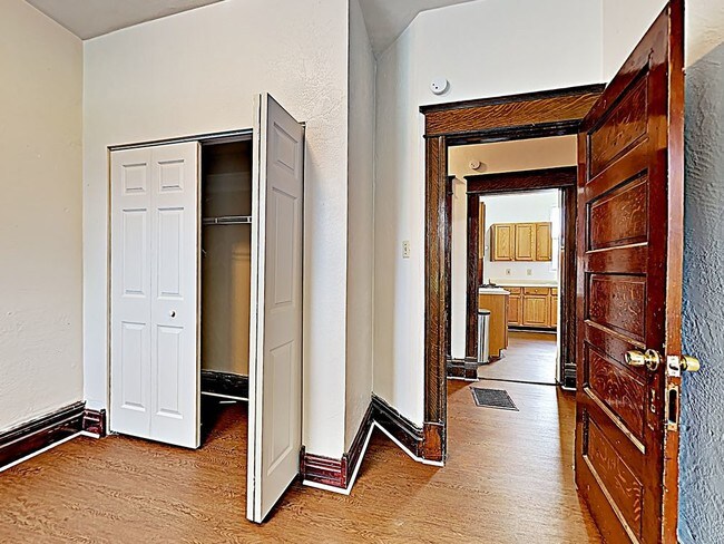 Foto del edificio - 213 6th Ave Unit 1 Carnegie PA 15106