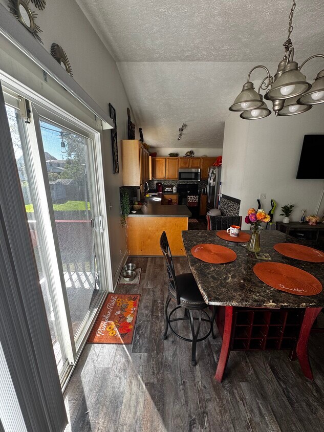 Foto principal - 963 Sagewood Ct