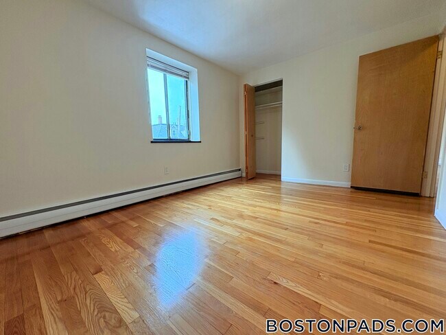 Foto del edificio - 222 Babcock St