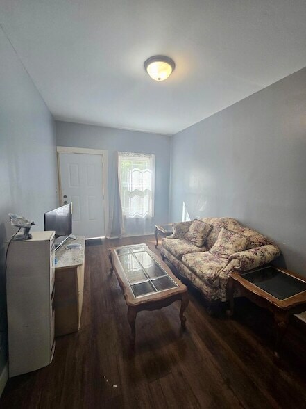 Foto del edificio - 4613 Maryland St