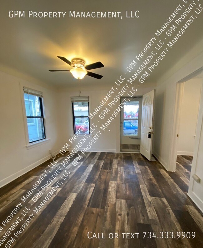 Foto del edificio - Lincoln Park Rental Home!