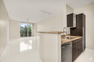 Building Photo - 550 Okeechobee Blvd