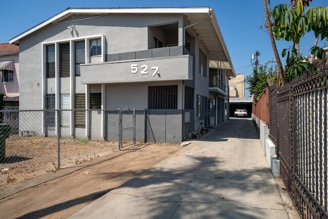 Front of Building - 527 N Serrano Ave
