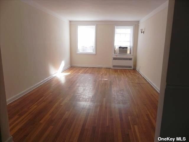 Building Photo - 8 Welwyn Rd