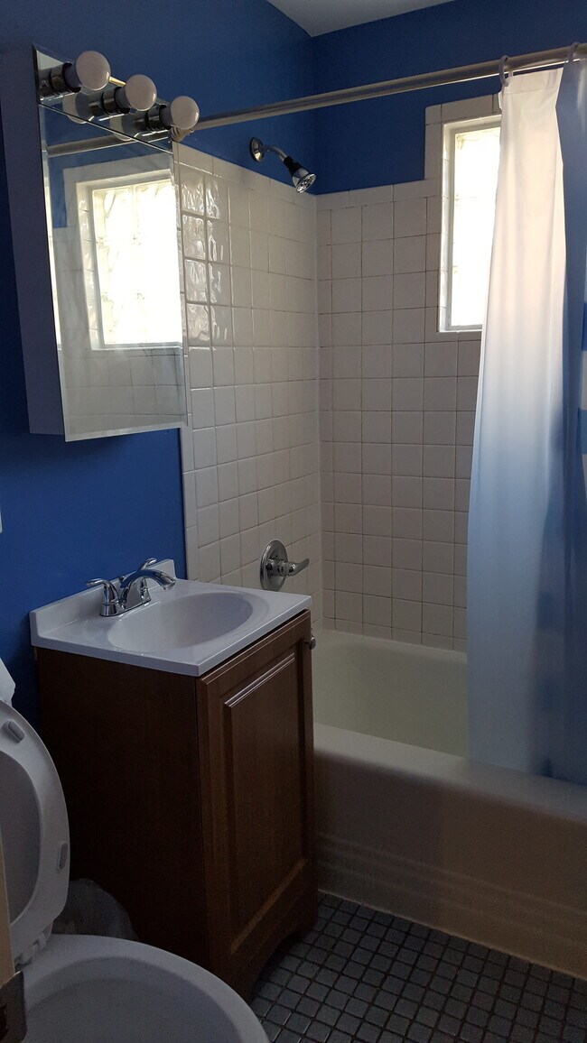 Foto del edificio - 6206 Ruatan St