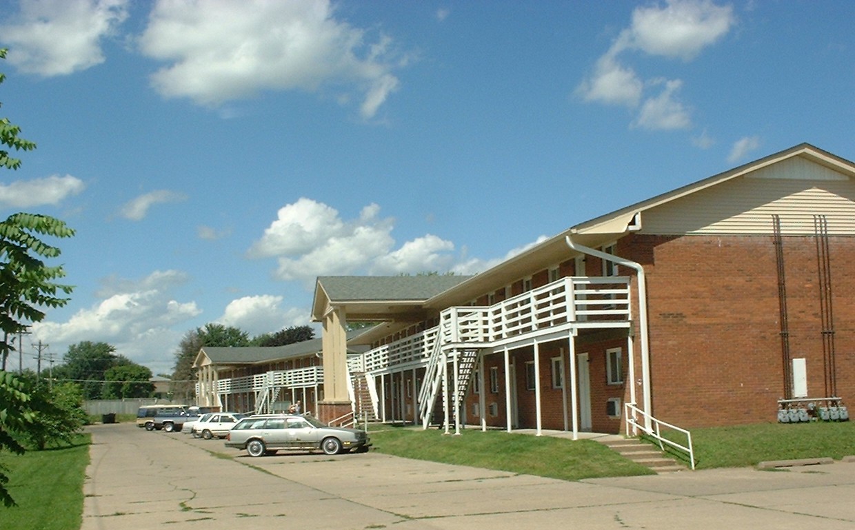 Primary Photo - Nottingham West Apartments