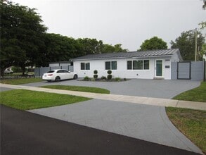 Building Photo - 8760 SW 20th St