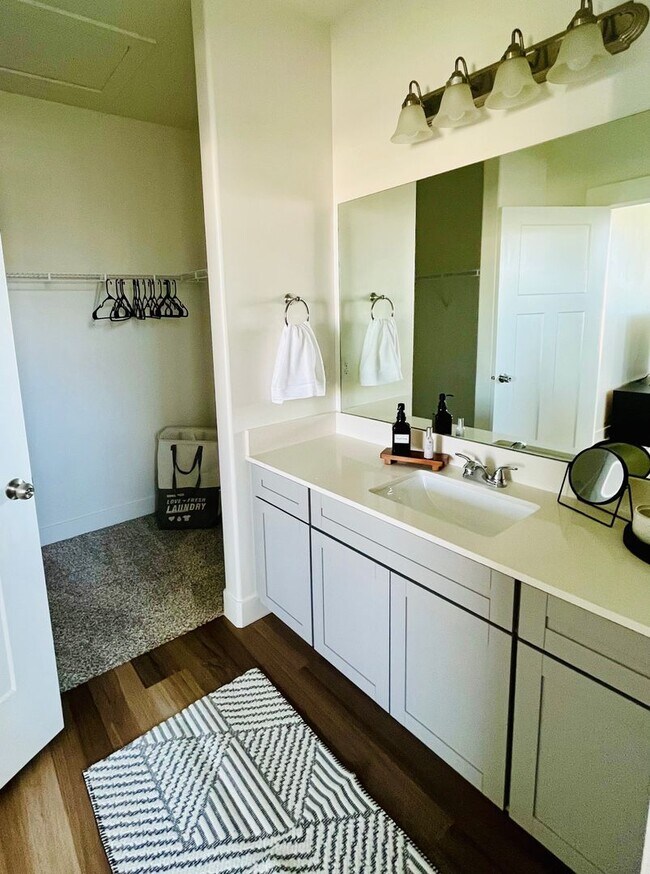 Foto del edificio - Comfortable 3 Bed / 2 Bath Home Available in Lehi