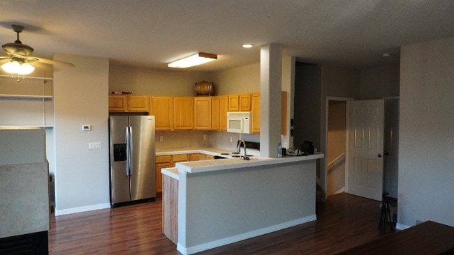 Building Photo - 3610 Ensenada Dr