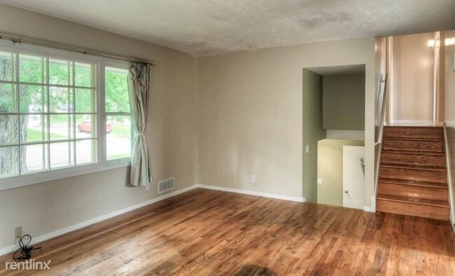 Foto del edificio - 3 br, 1 bath House - 9309 Meadow Dr