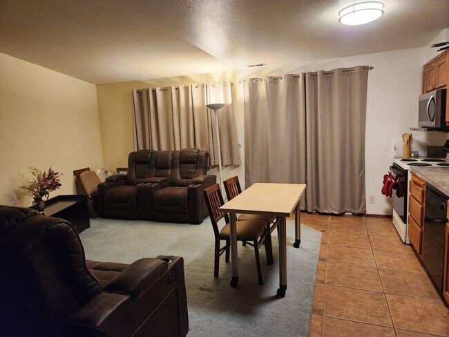 Foto del edificio - 3611 NE 205th St