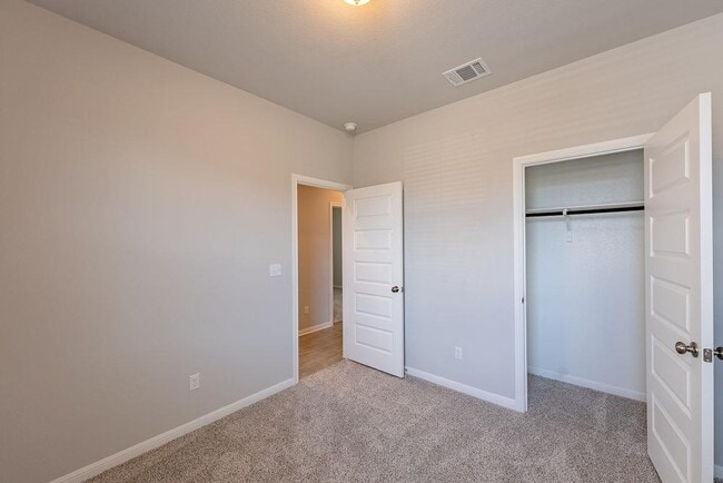 Building Photo - 12411 Zenyatta Dr