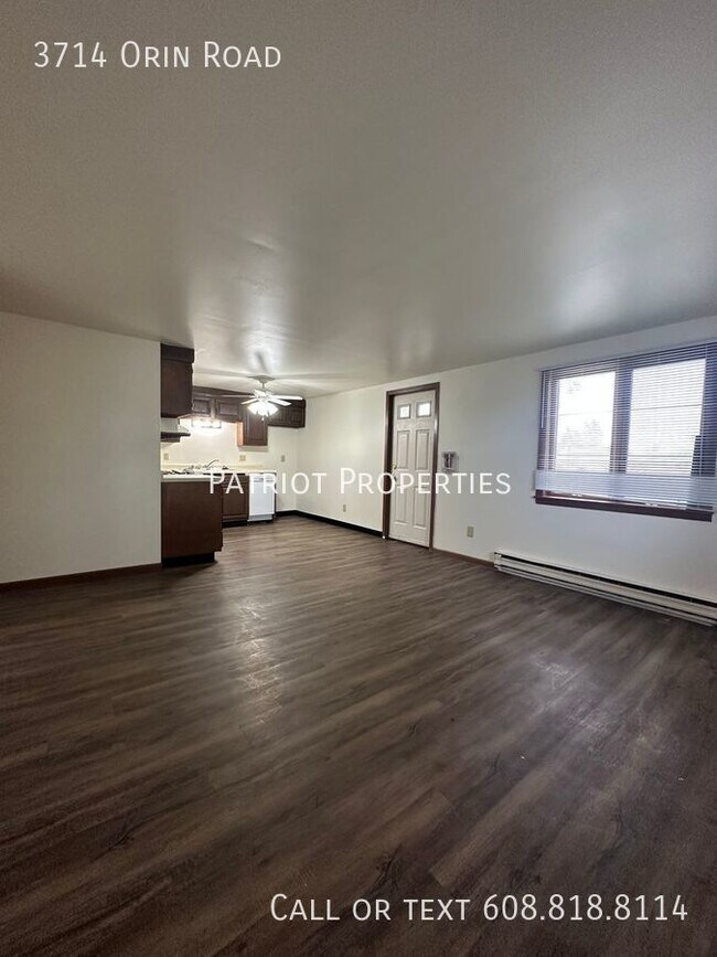 Foto del edificio - 1 bed/1 bath plus den in Madison, WI!