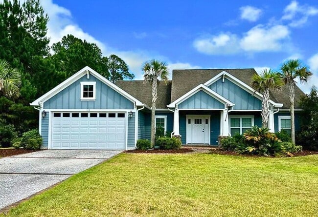 Building Photo - 3/2 updated home with amenities