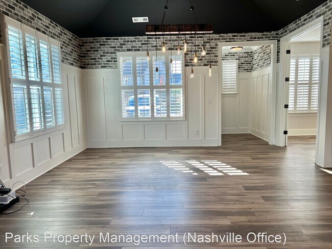 Foto del edificio - 3 br, 2 bath House - 7440 Flatbush Drive