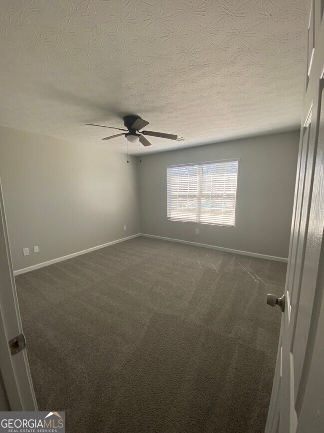 Building Photo - 1020 Labonte Pkwy