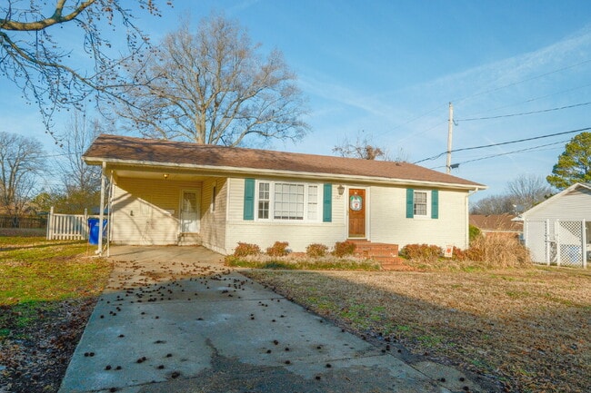 Building Photo - 107 Edgewood Ave