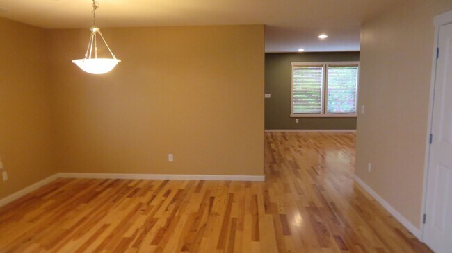 Building Photo - 3181 Brown Loop