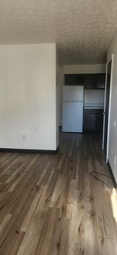 B12 - 240 N Columbus St