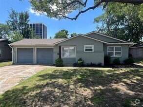 Building Photo - 323 N Cottonwood Dr