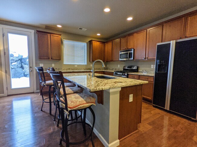 Kitchen - 11078 4th Pl SW