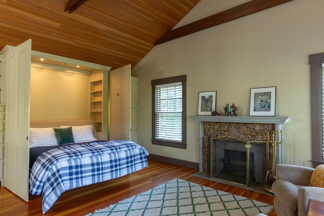 Foto del edificio - 1 bed, 1 bath River View Cottage in Charle...