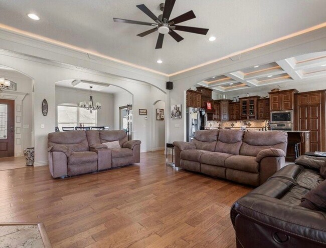 Foto del edificio - 3407 NW Edgewood Ave
