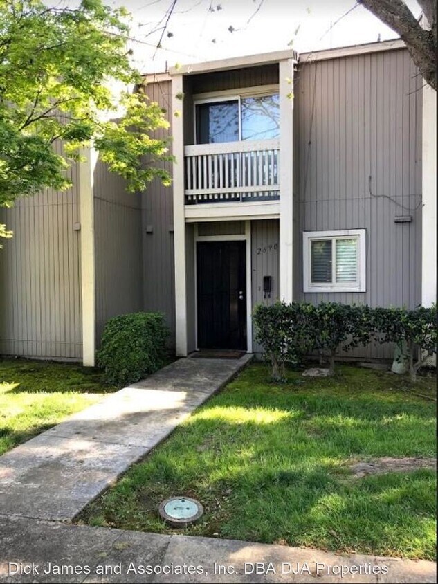 Primary Photo - 2 br, 1.5 bath House - 2690 Truxel Road.