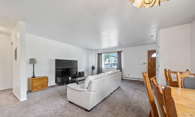 Foto del edificio - 227 E 12th Ave