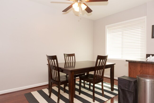 Foto del edificio - 2346 14th St NE