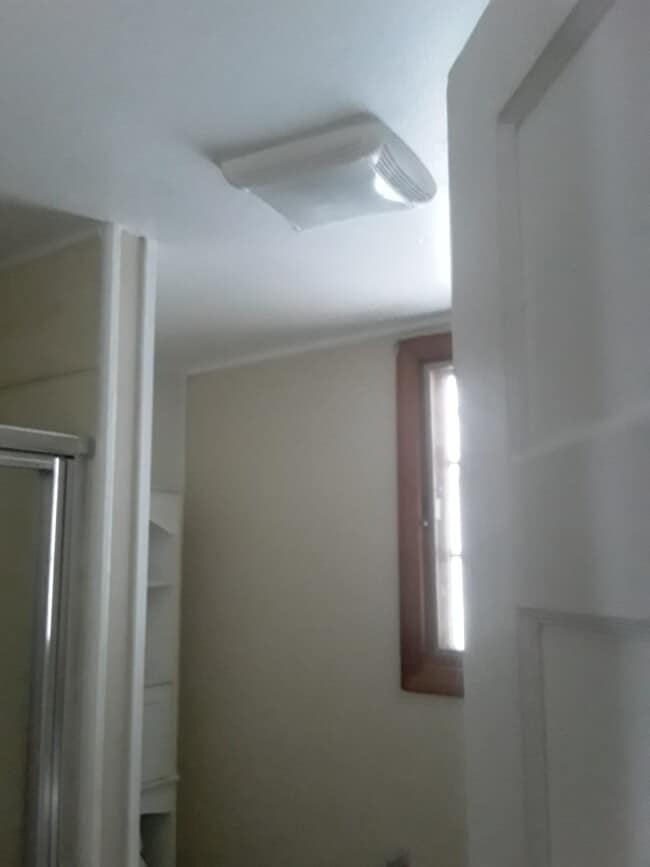 Foto del edificio - 814 Oak Ridge Rd