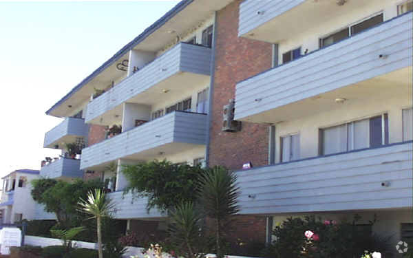 Building Photo - Oceana Apartments