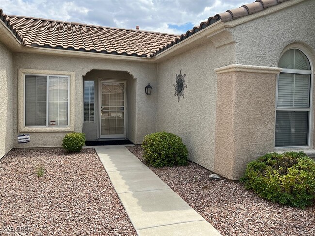 Building Photo - 2609 Arimo Dr