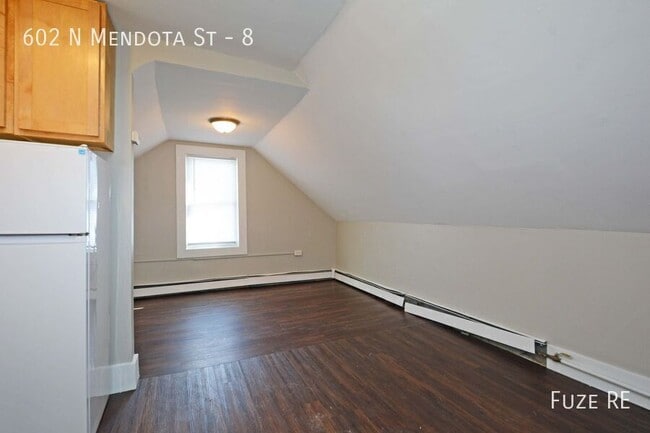 Foto del edificio - 602 N Mendota St