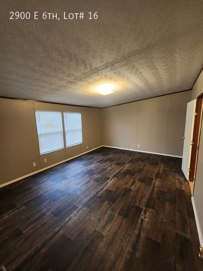 Foto del edificio - 2900 E 6th Ave